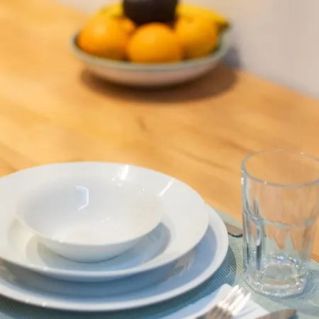 Apartman Homely - Spacious, Modern, S-bahn Nearby , Groups & Families Berlin