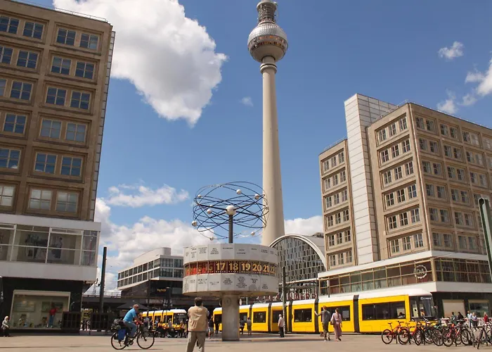 Homely - Spacious, Modern, S-bahn Nearby , Groups & Families 公寓 柏林